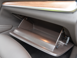 201830T (lin)W(wng)(q) 