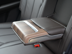 201830T (lin)W(wng)(q) 