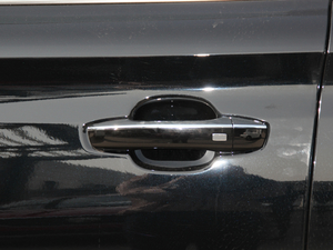 201830T (lin)W(wng)(q)Ş {T