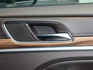 201830T (lin)W(wng)(q)Ş g