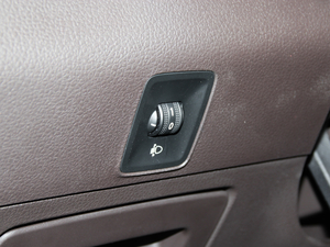 201830T (lin)W(wng)(q)Ş g