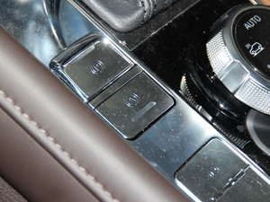 201830T (lin)W(wng)(q)Ş п؅^(q)