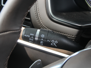 201830T (lin)W(wng)(q)Ş п؅^(q)