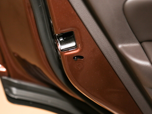 201830T (lin)W(wng)(q)Ş g