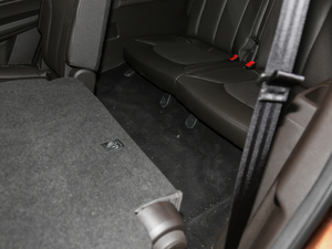 201830T (lin)W(wng)(q)Ş g