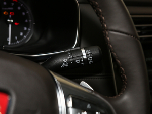 201830T (lin)W(wng)(q)Ş п؅^(q)