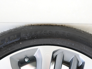 201830T (lin)W(wng)(q) ݆̥ߴ