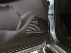 201830T (lin)W(wng)(q)Ş g