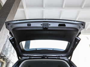 201830T (lin)W(wng)(q)Ş g