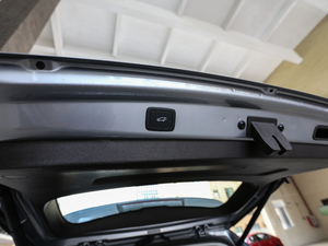 201830T (lin)W(wng)(q)Ş g