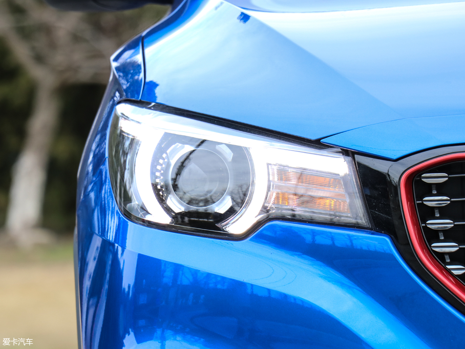 2018MG ZS 16T ԄŞW V