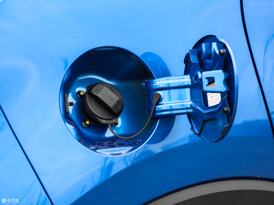 2018MG ZS 16T ԄŞW V