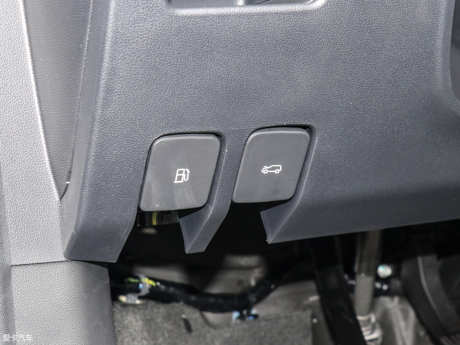 2018MG ZS 16T ԄŞW V