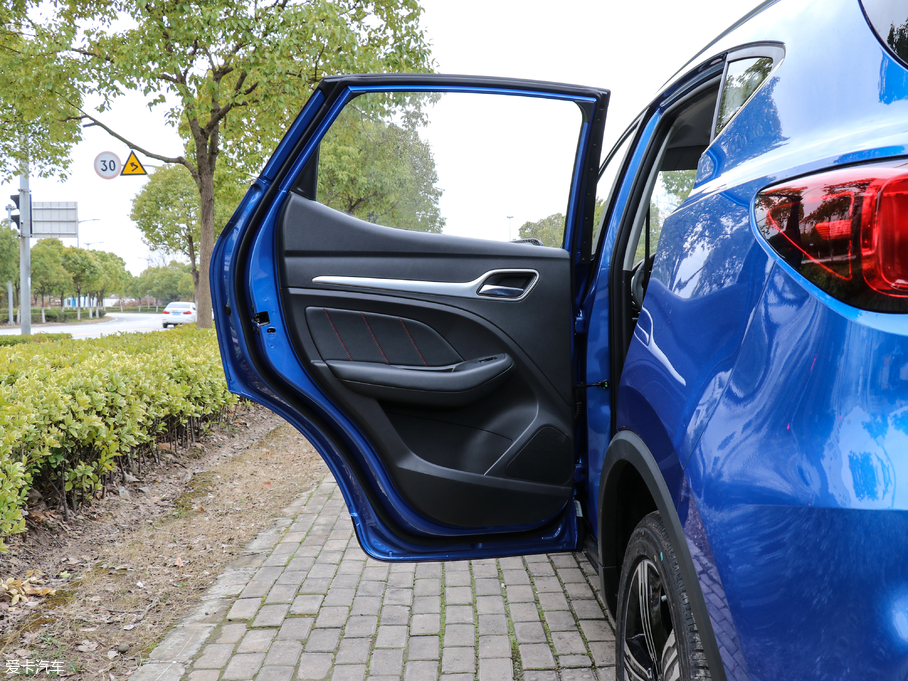 2018MG ZS 16T ԄŞW V