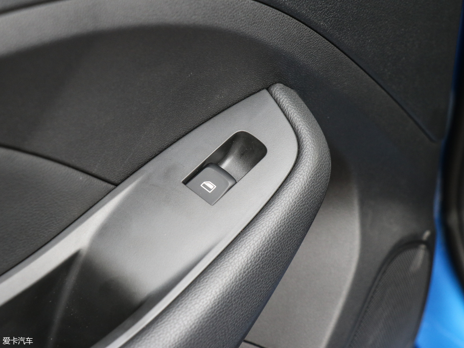 2018MG ZS 16T ԄŞW V