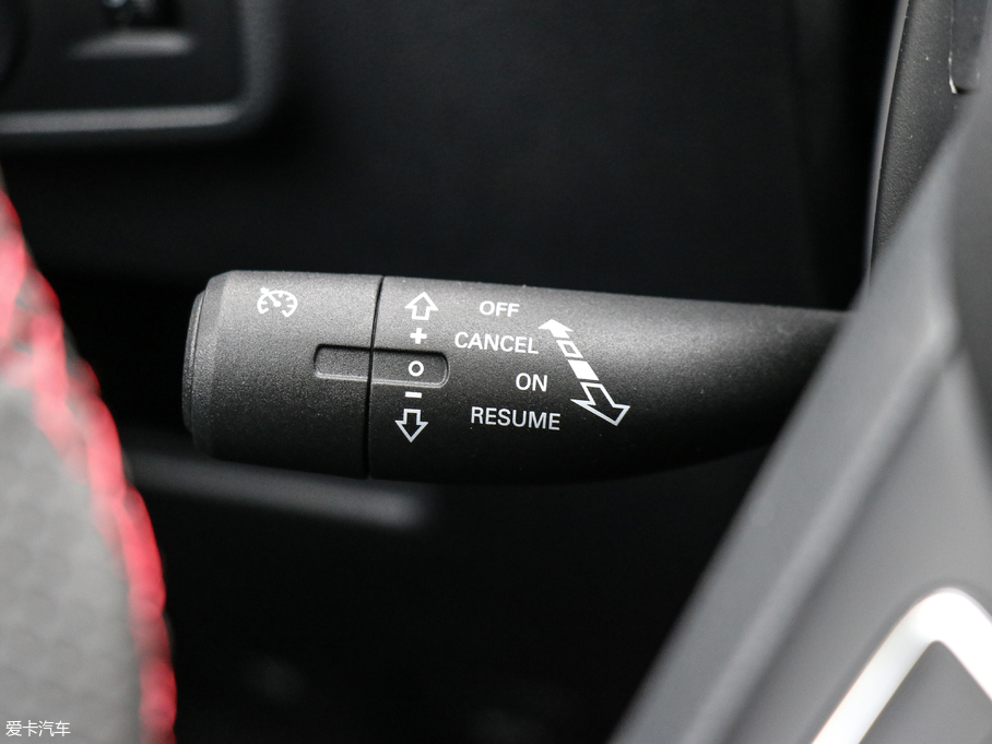 2018MG ZS 16T ԄŞW V