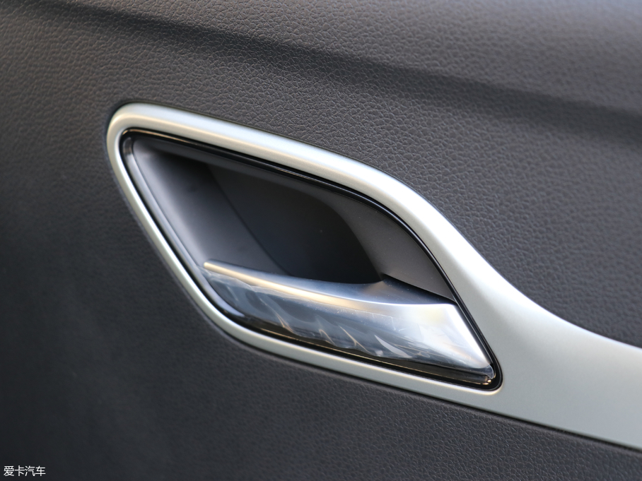 2018MG ZS 1.5L ԄW V