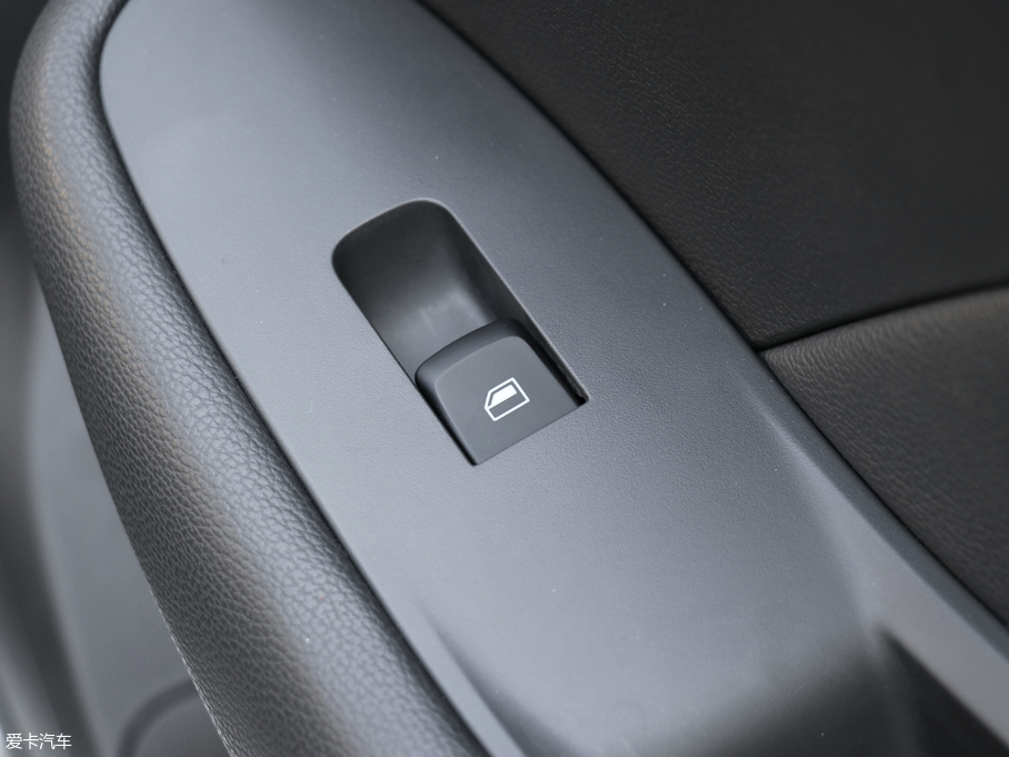 2018MG ZS 1.5L Ԅ(dng)(lin)W(wng) (gu)V