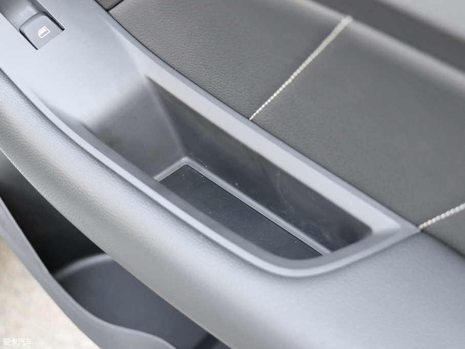 2018MG ZS 1.5L Ԅ(dng)(lin)W(wng) V