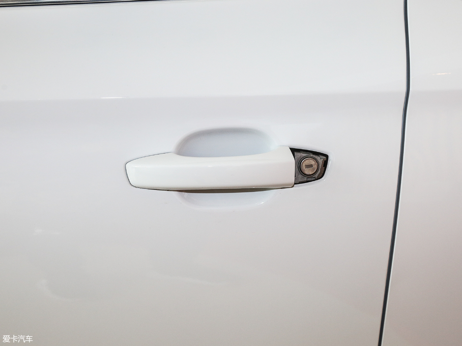 2018MG ZS 1.5L ԄӺA V