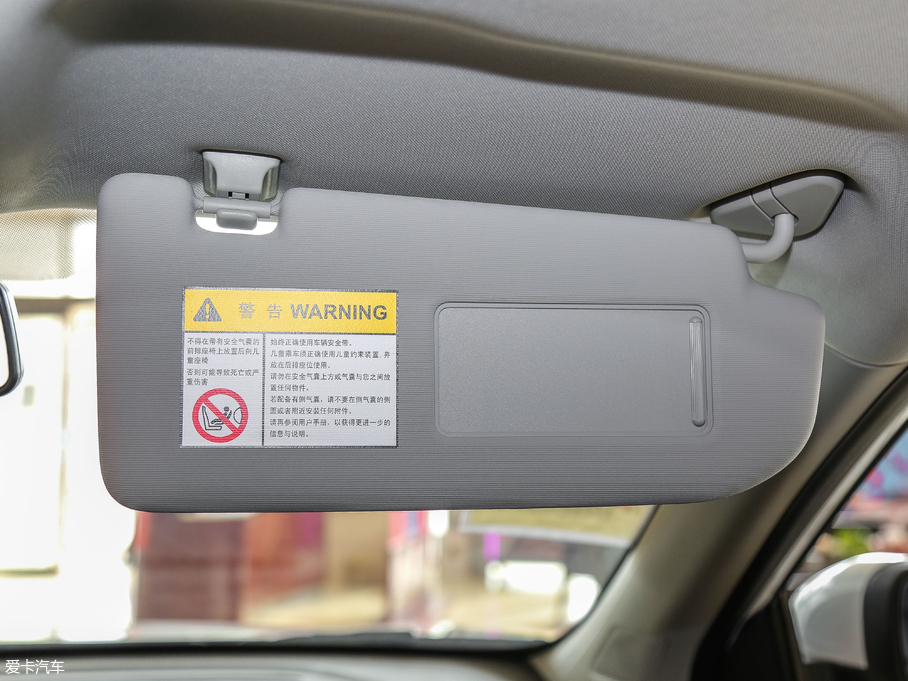 2018MG ZS 1.5L Ԅ(dng)A (gu)V