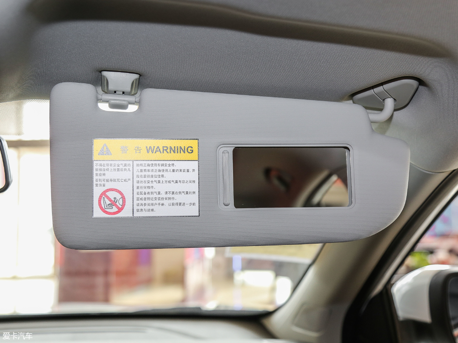 2018MG ZS 1.5L ԄӺA V