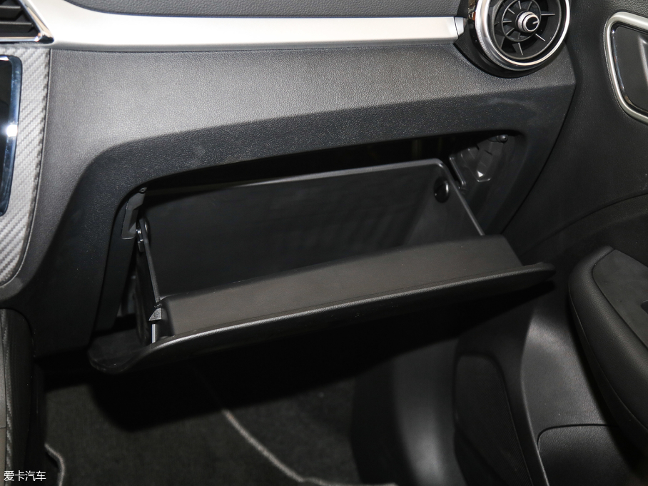 2018MG ZS 1.5L ԄӺA V