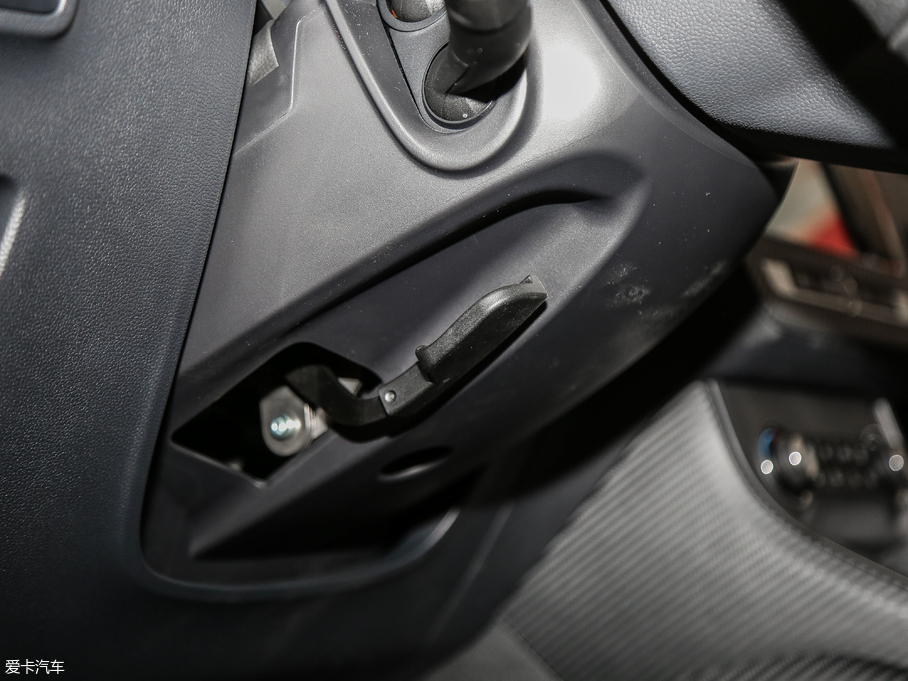 2018MG ZS 1.5L ԄӺA V