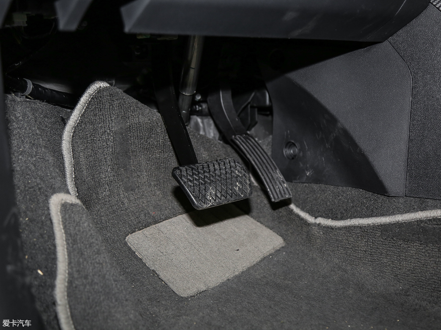 2018MG ZS 1.5L ԄӺA V