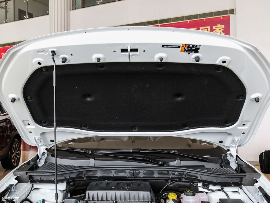 2018MG ZS 1.5L ԄӺA V