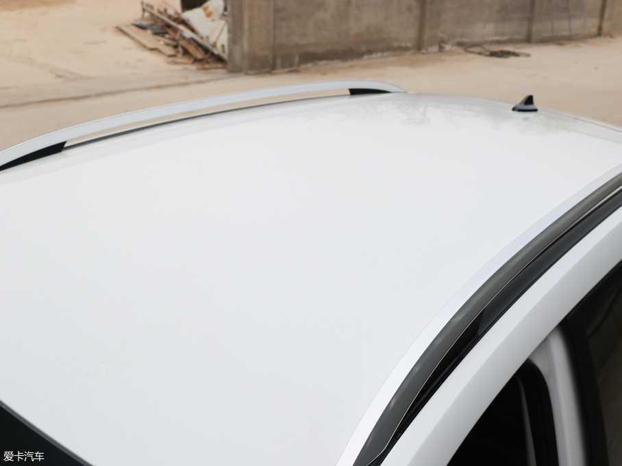 2018MG ZS 1.5L ԄӾӢ V