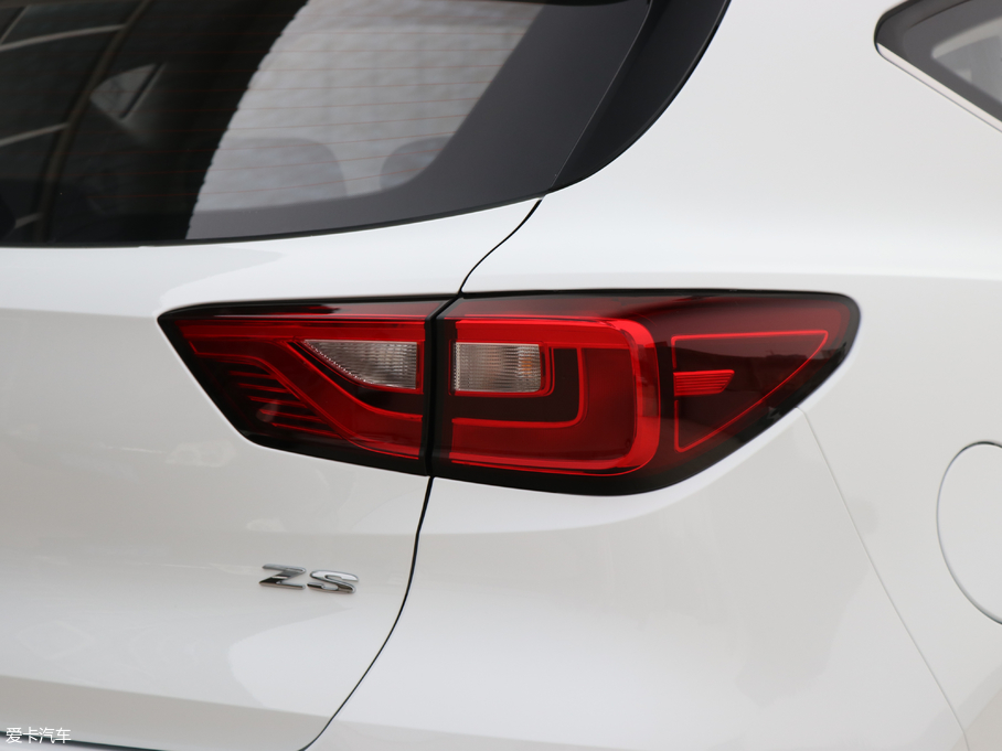 2018MG ZS 1.5L ԄӾӢ V