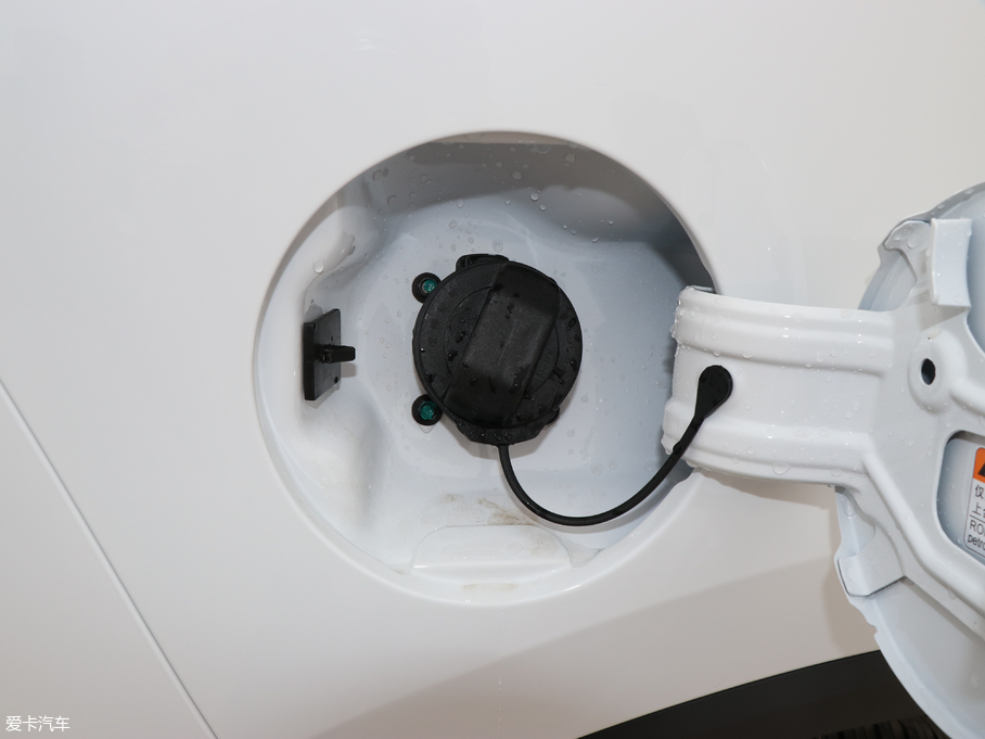 2018MG ZS 1.5L ԄӾӢ V