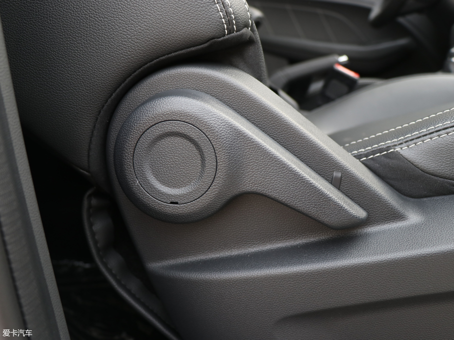 2018MG ZS 1.5L ԄӾӢ V