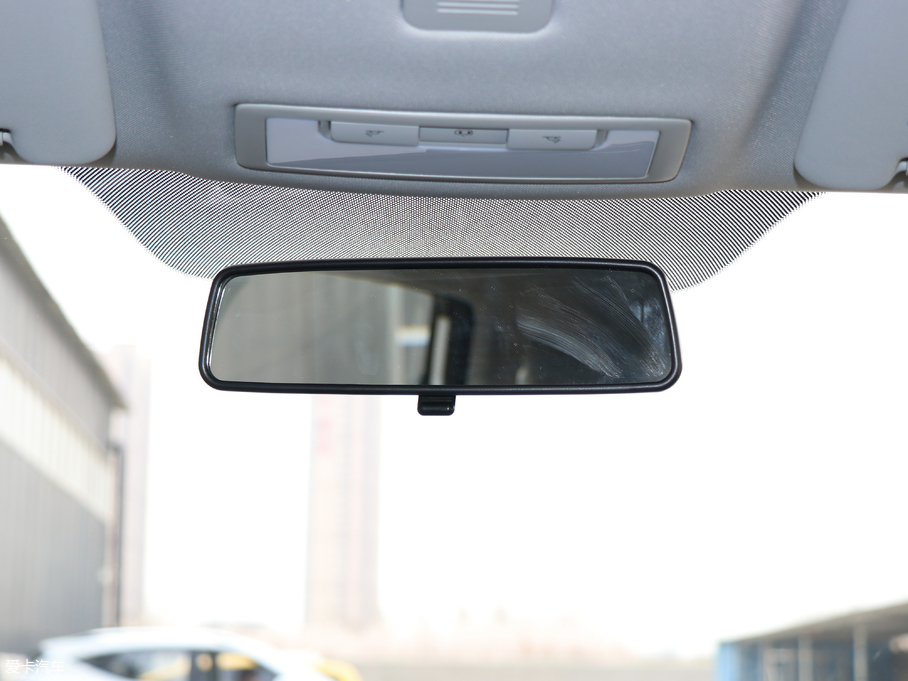 2018MG ZS 1.5L ԄӾӢ V