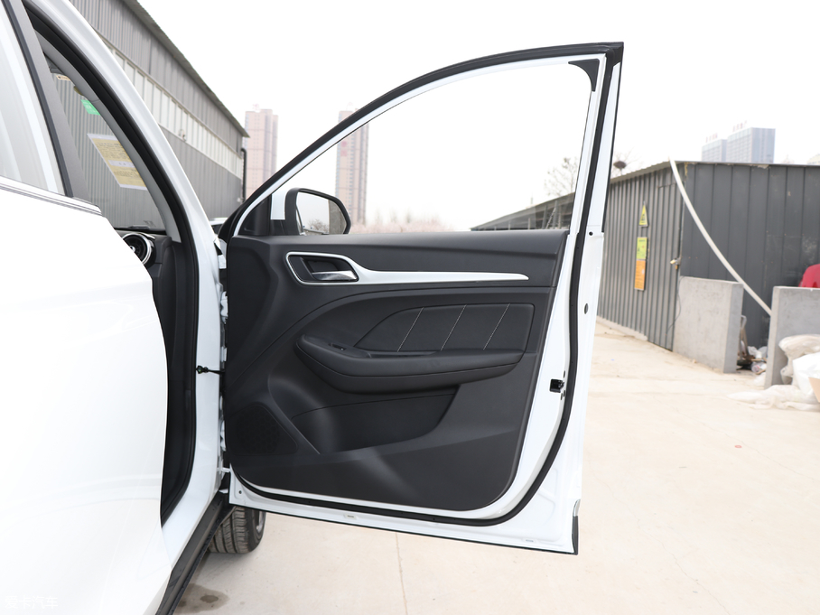 2018MG ZS 1.5L ԄӾӢ V