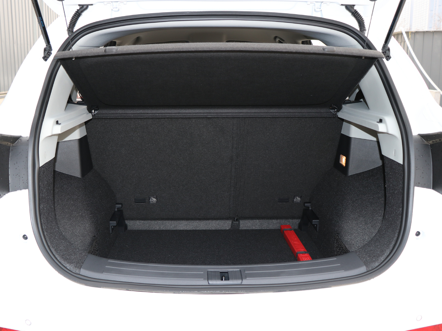 2018MG ZS 1.5L ԄӾӢ V