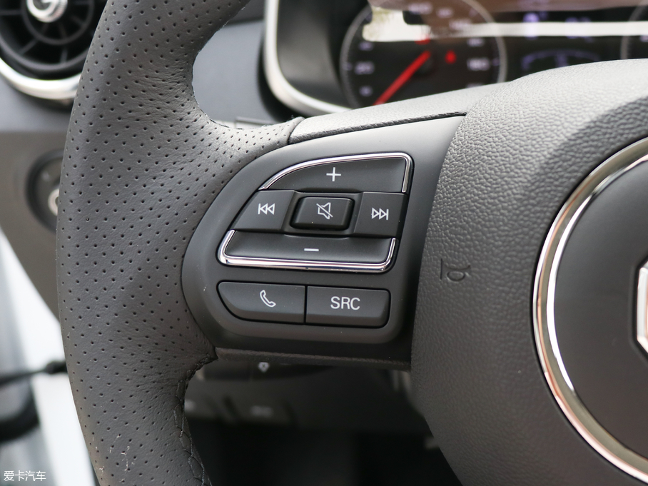 2018MG ZS 1.5L ԄӾӢ V