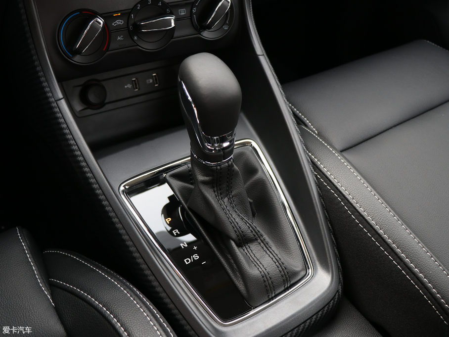 2018MG ZS 1.5L ԄӾӢ V