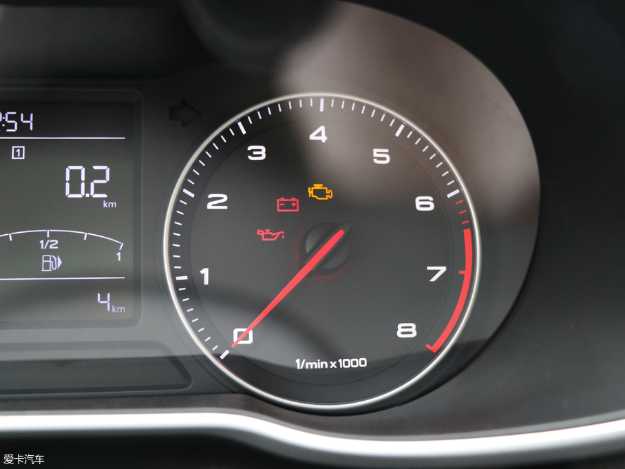 2018MG ZS 1.5L ԄӾӢ V