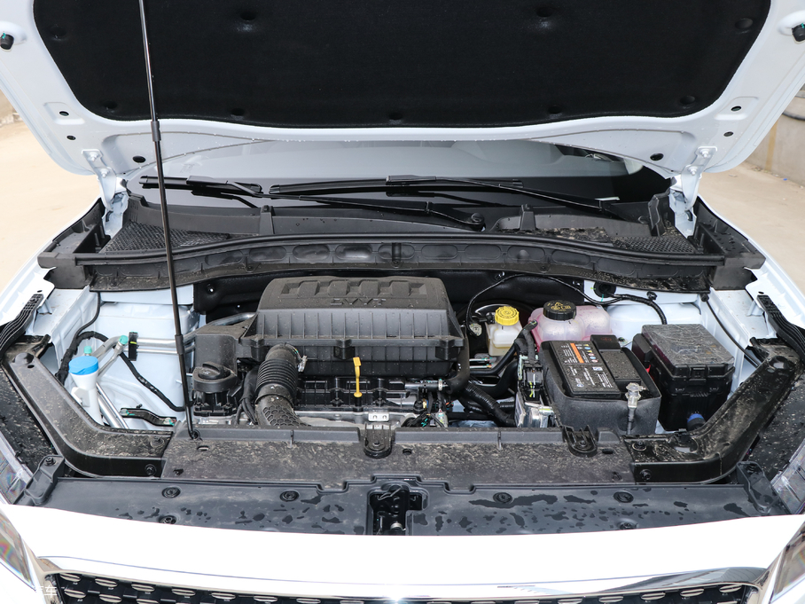 2018MG ZS 1.5L ԄӾӢ V