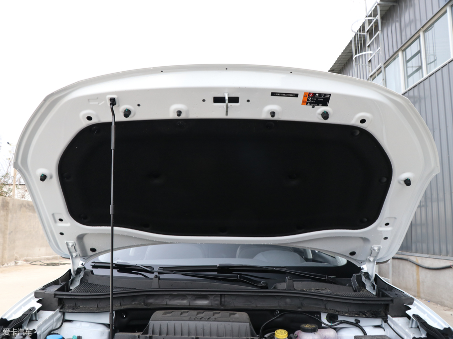 2018MG ZS 1.5L ԄӾӢ V