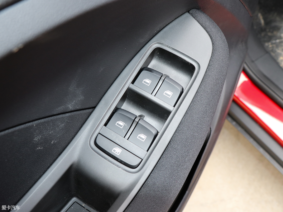 2018MG ZS 1.5L քLа V