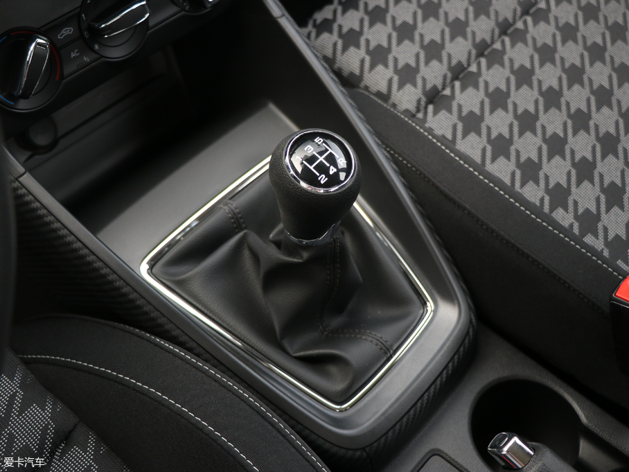 2018MG ZS 1.5L քLа V