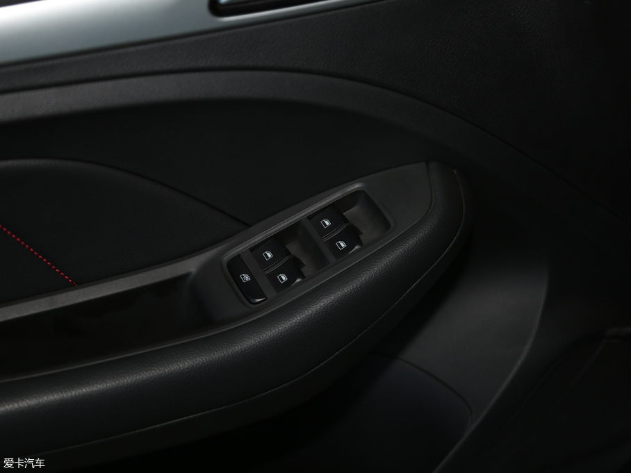 2018MG ZS 1.5L ԄW V