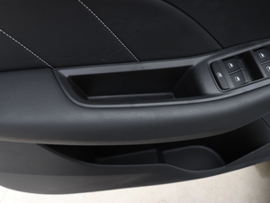 20181.5L Ԅ(dng)Ӣ V g