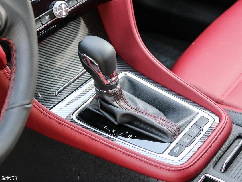 名爵2018款名爵6