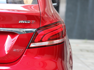 201820T ԄTrophy\ӻW V β