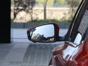 201820T ԄTrophy\ӻW V ^