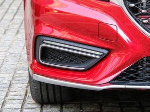 201820T ԄTrophy\ӻW V ^